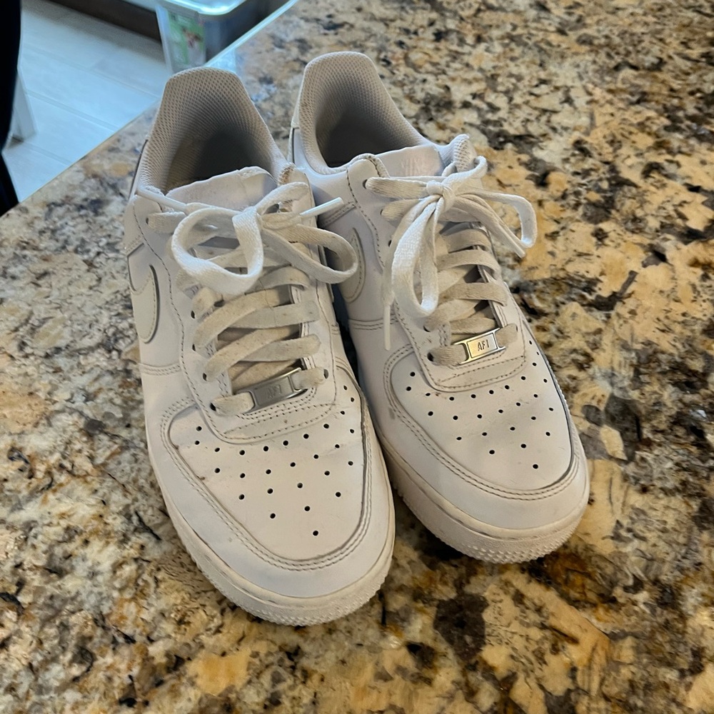 NIKE Air Force 1 shoes US 8